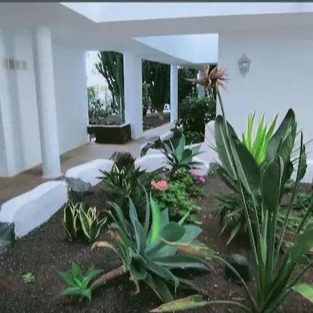 Апартаменты Brisamar *